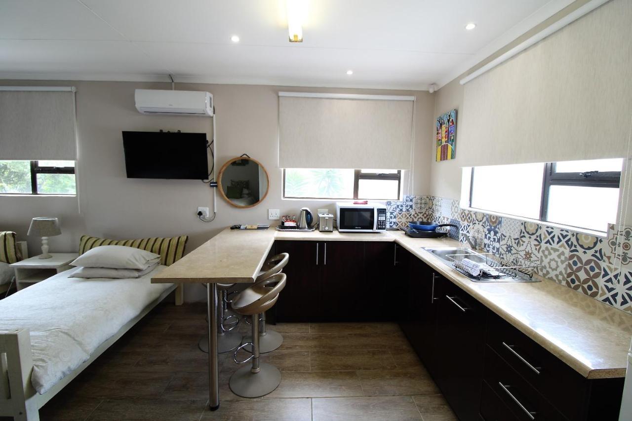 Cove View B&B East London Dış mekan fotoğraf